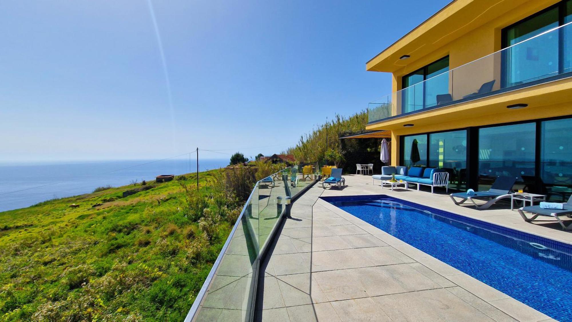 Eden Sun - A Modern Luxury Villa With A Panoramic View Prazeres Esterno foto